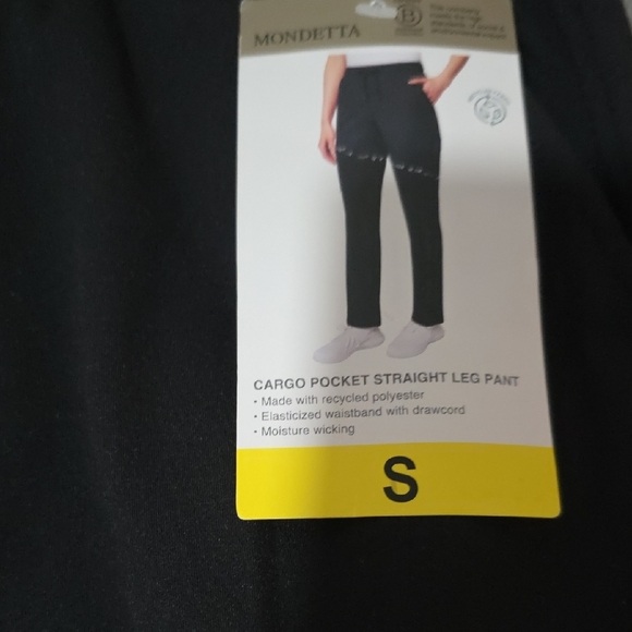 Mondetta Black Cargo Pants for Men - Picture 3 of 5